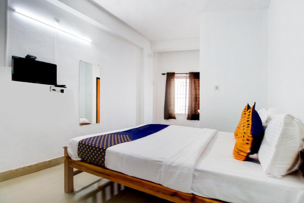 Spot On Hotel Samruddhi Residency Маніпала Екстер'єр фото